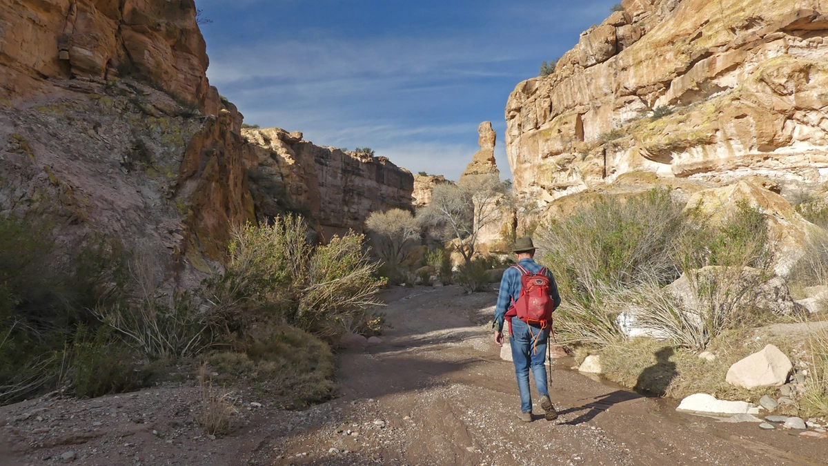 the canyon deepens