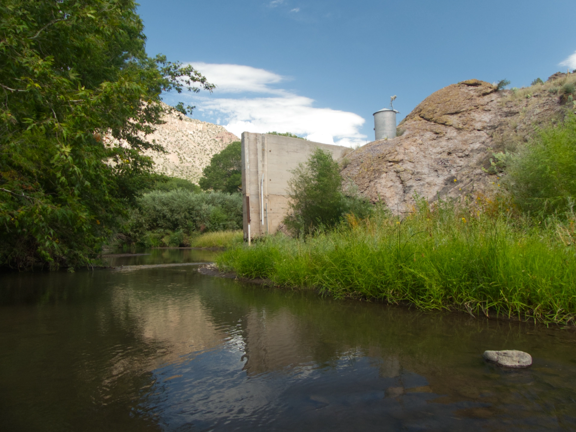 gauging station on the Gila River