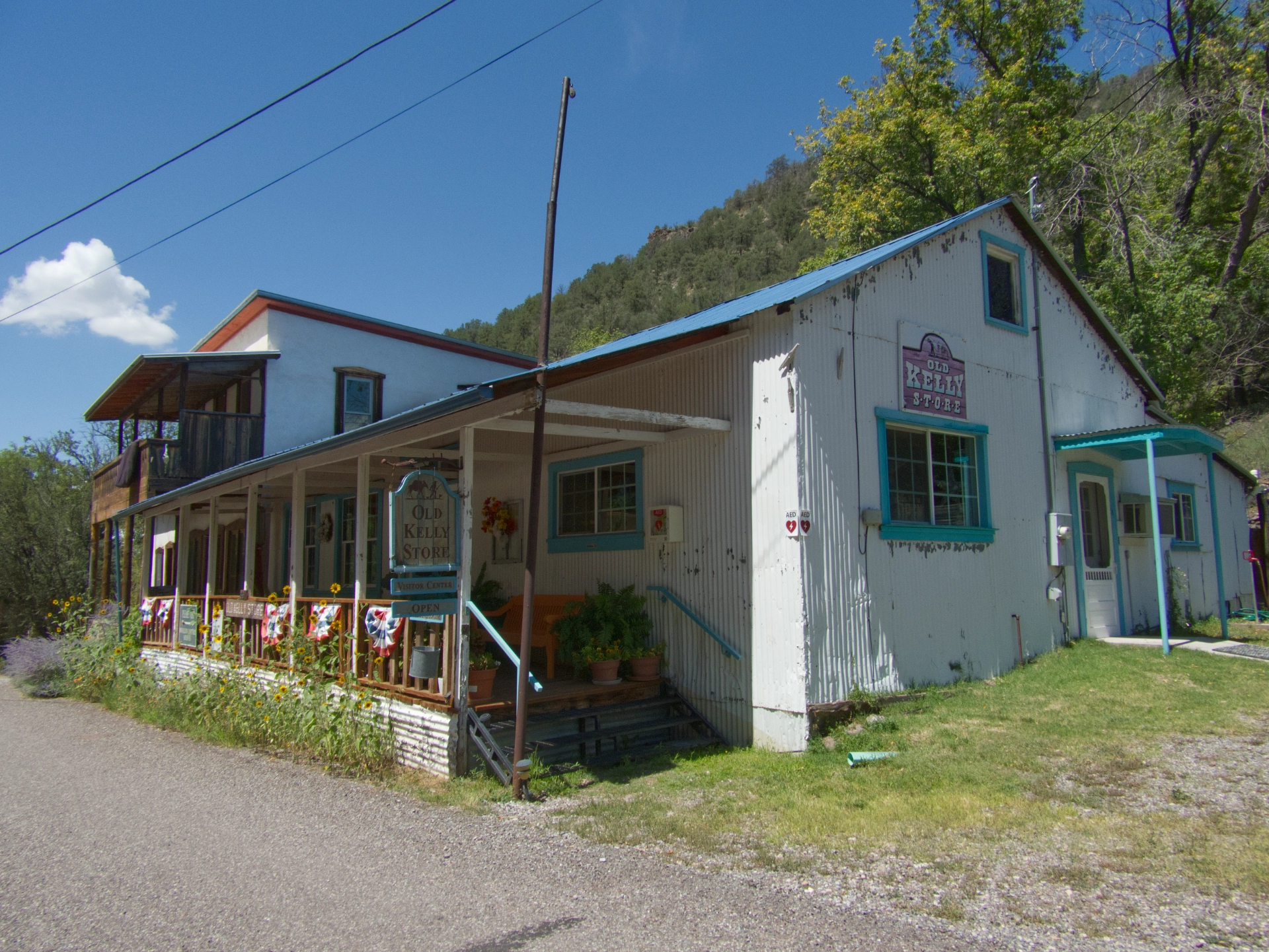the Kelly Store