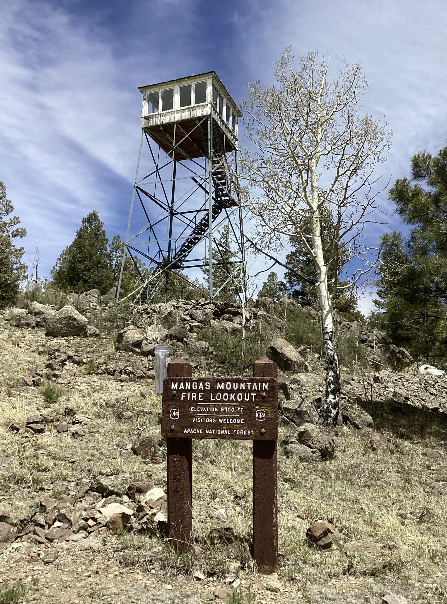 Mangas Lookout