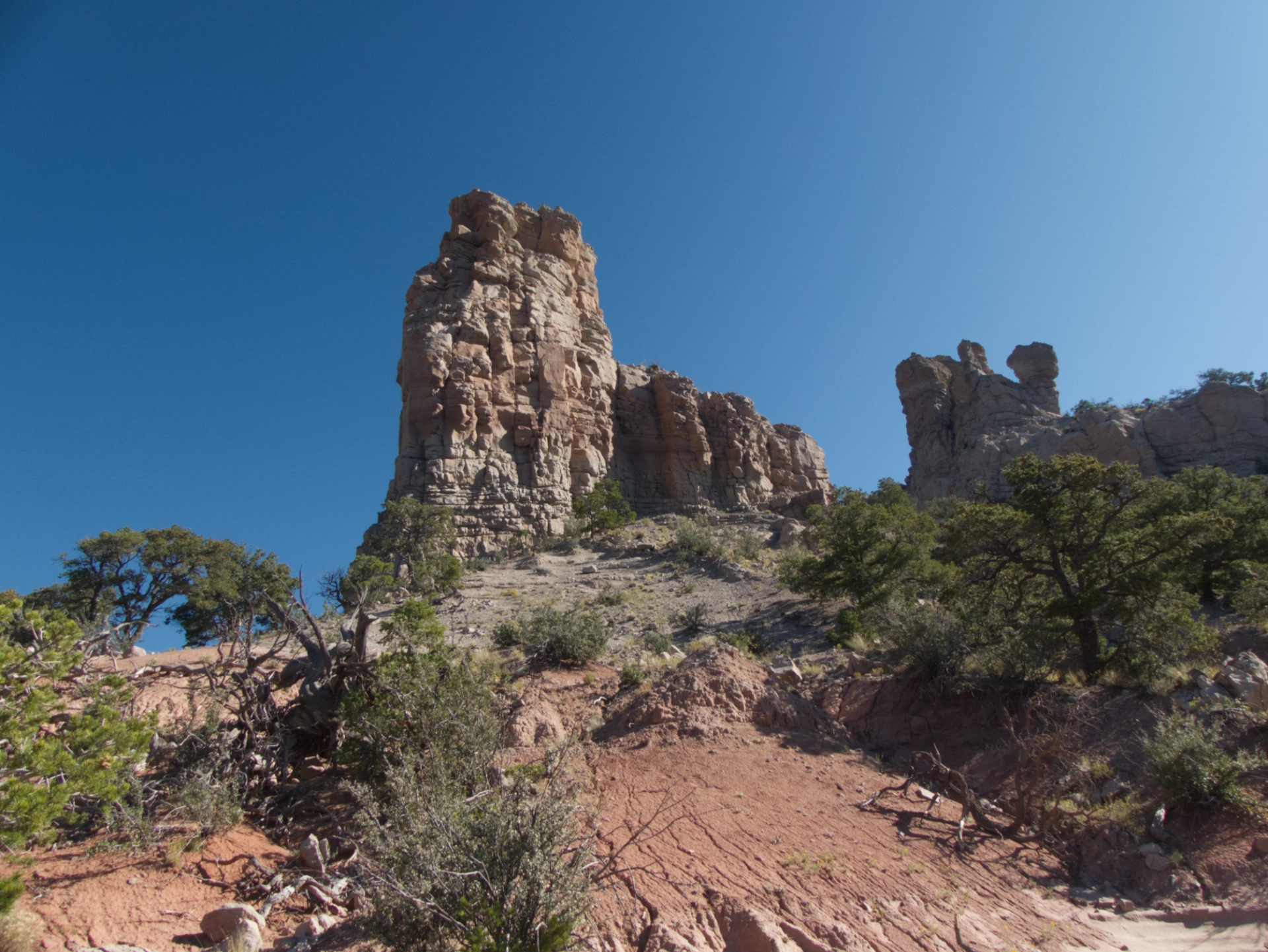 photo from just below two cortorted rock pinnacles