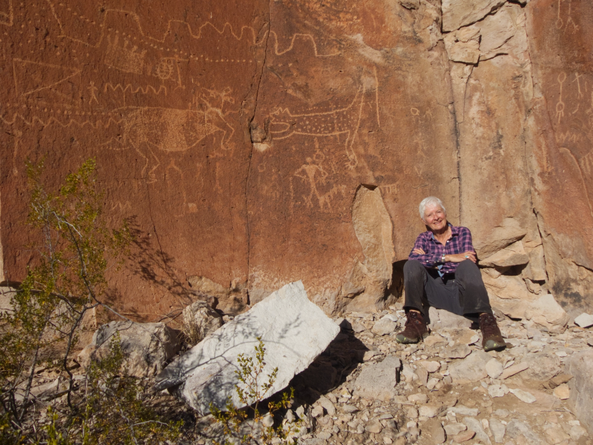 Marion by the jaguar petroglyph